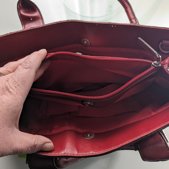 Aldo tote bag in cherry red - Picture 12 of 12